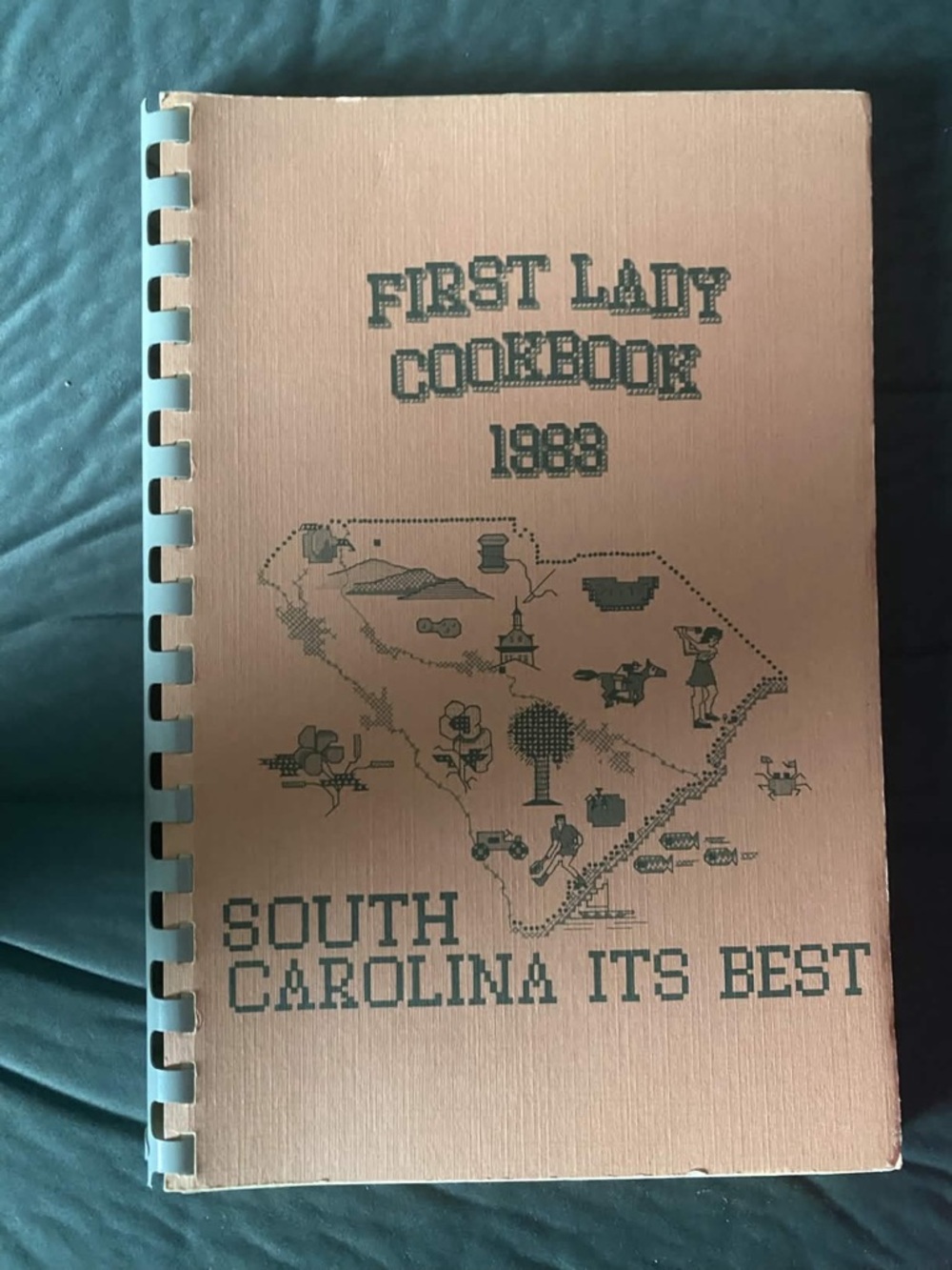 FIRST LADY COOKBOOK 1983, SOUTH CAROLINA ITS BEST, AMERICAN CANCER ASSOCIATION
